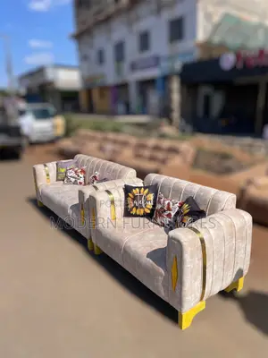 Beige 5 Seater Sofa/ 5 Seater Sofa