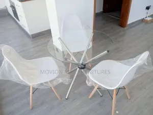 White Eames With Round Dinning Table
