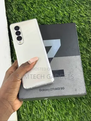 Samsung Galaxy Z Fold 3 256 GB White