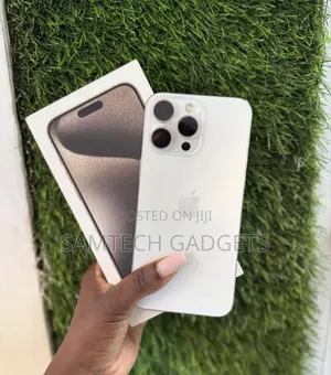 Apple iPhone 15 Pro Max 256 GB White