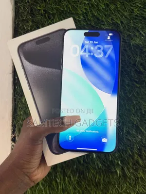 New Apple iPhone 15 Pro Max 256 GB Black