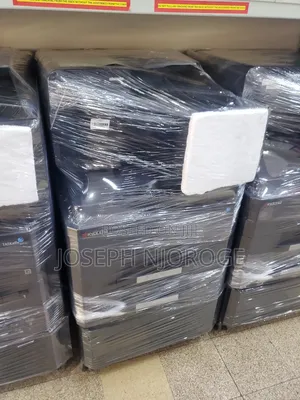 Bulky Kyocera Taskalfa 4012i