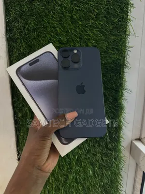 Apple iPhone 15 Pro Max 256 GB Gold