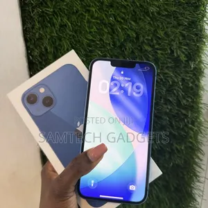 New Apple iPhone 13 128 GB Blue