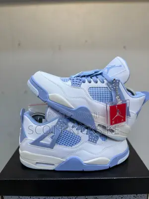 Jordan 4 Retro "Forget Me Not"