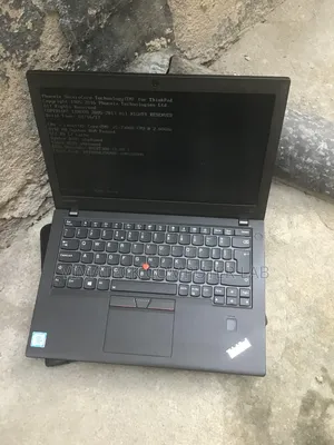 Laptop Lenovo ThinkPad X270 8GB Intel Core I5 SSHD (Hybrid) 256GB