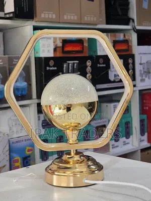 *Nordic Minimalist Hexagon Creative Table Lamp*