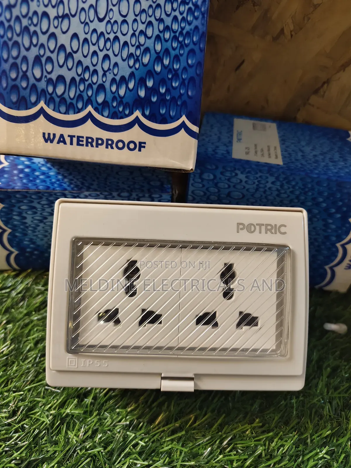Waterproof Twin Socket 13a
