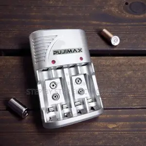 Reliable Quality Rechargeable Batteries 4 Slot Battery Charger