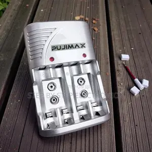 Super Quality Rechargeable Batteries 4 Slot Battery Charger