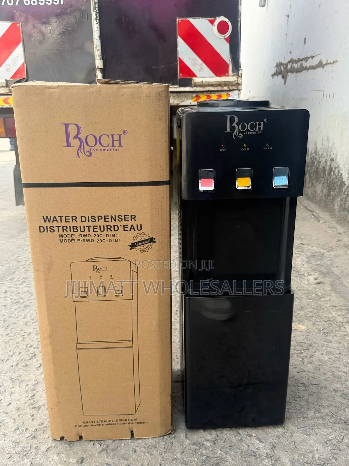 Executive 3 Taps Standing Roch Dispenser Hot,Cold, and Normal.