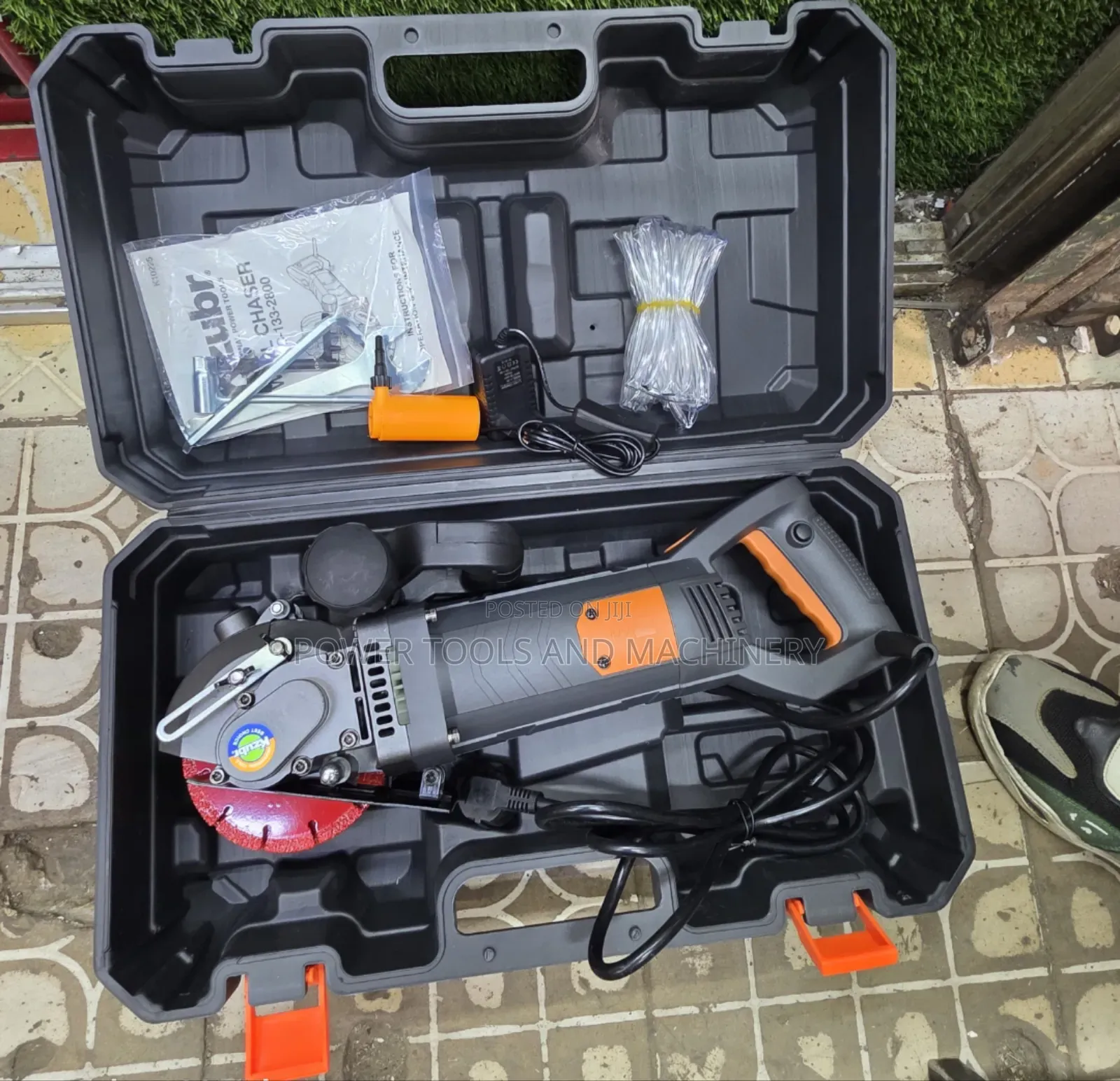 Kzubr Electric Wall Chaser 2800watts