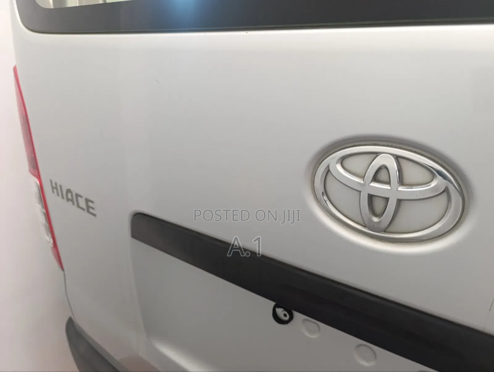 Toyota HiAce 2019 Silver