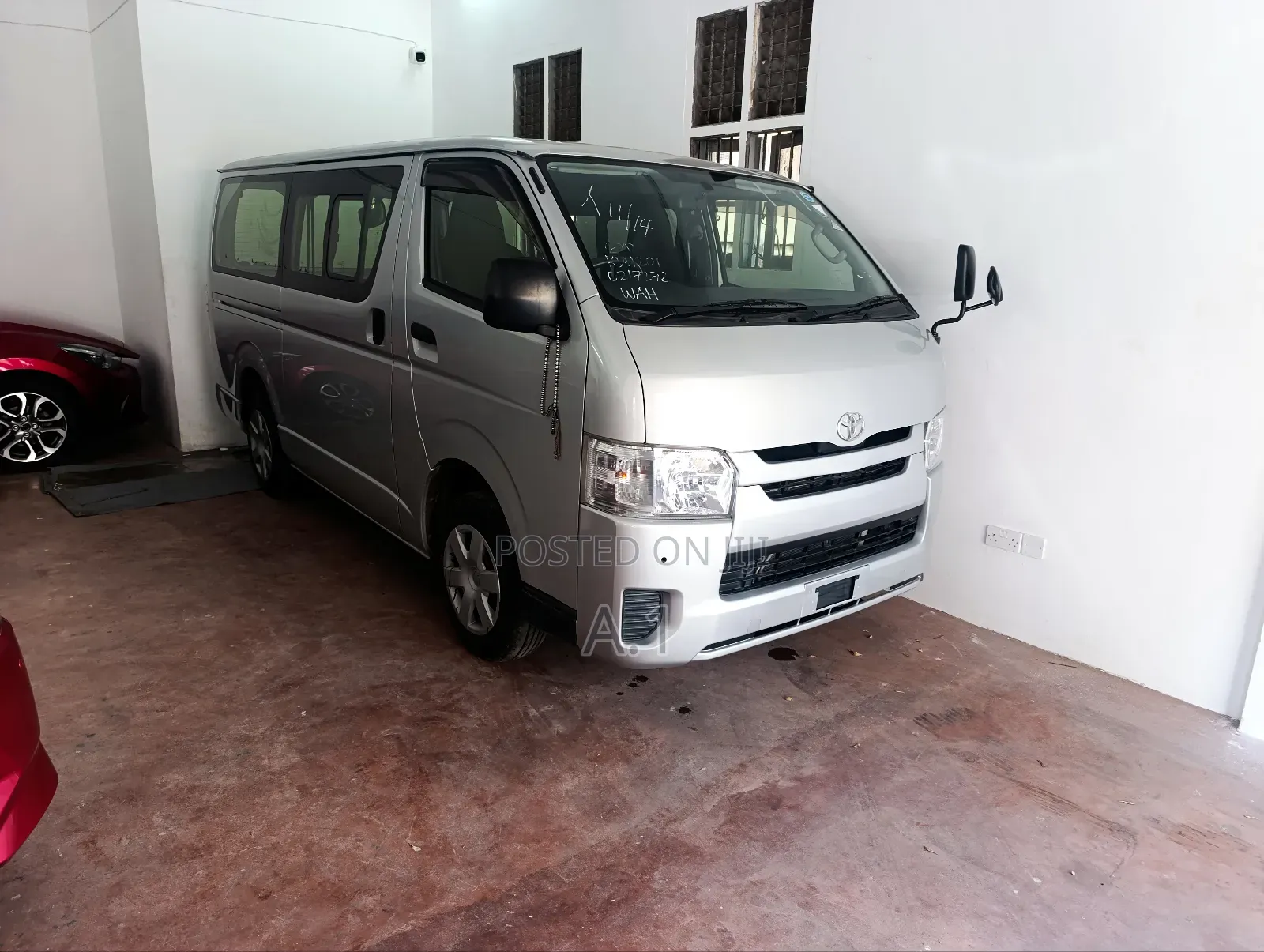 Toyota HiAce 2019 Silver