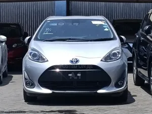 Toyota Aqua 2019 Silver