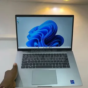 New Laptop Dell Latitude 7520 32GB Intel Core I7 SSD 1T