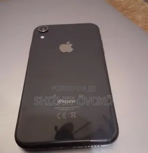 Apple XR 64 GB Black