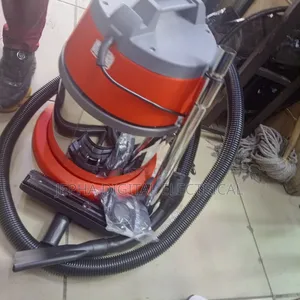 Windsor Vacuum Cleaner 20l