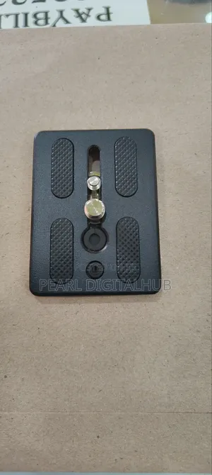 Hot Shoe Weifeng 717 Tripod Stand