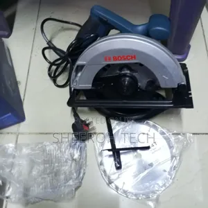 7" Bosch Circular Saw