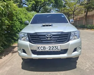 Toyota Hilux 2008 Silver