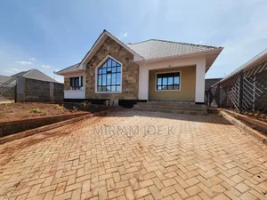 3bdrm Bungalow in Kenyatta Road for rent
