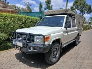 Toyota Land Cruiser 79 Series 2016 White