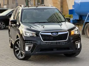 Subaru Forester Premium AWD 2019 Black