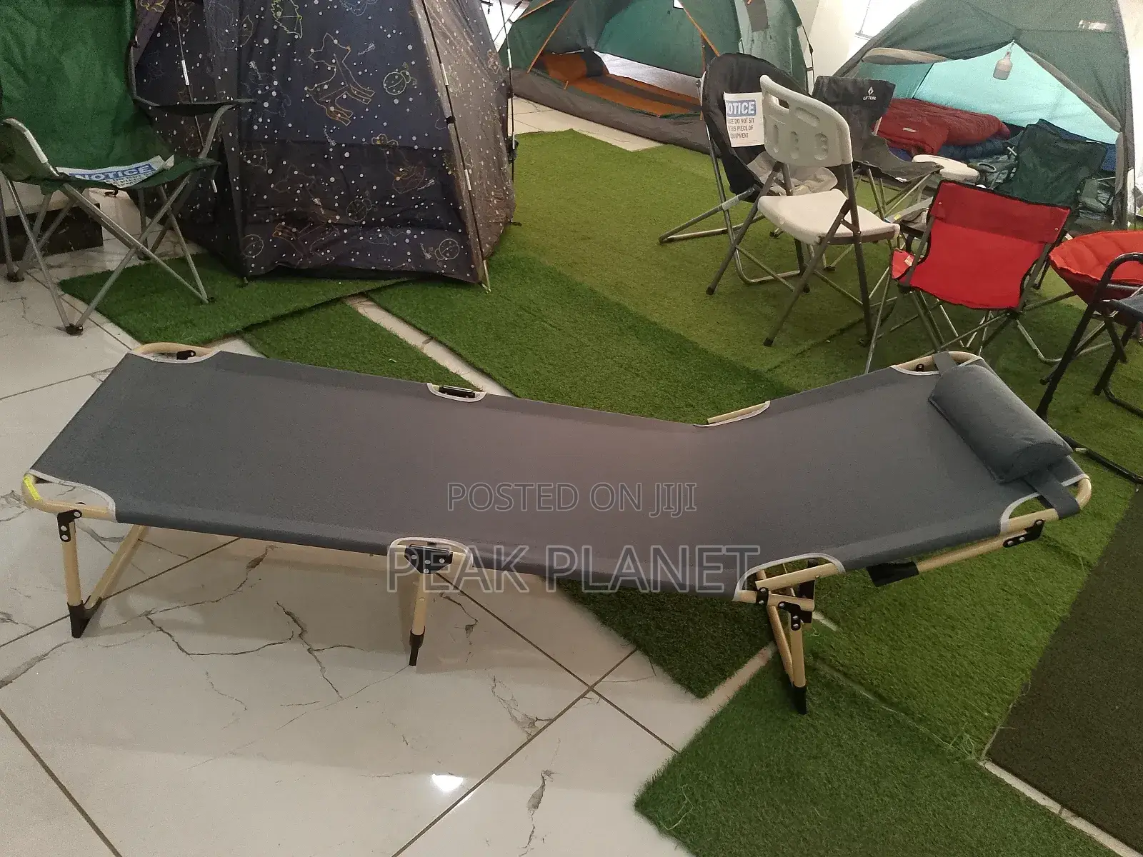 Outdoor Foldable Bed for Beach Swimming Areas