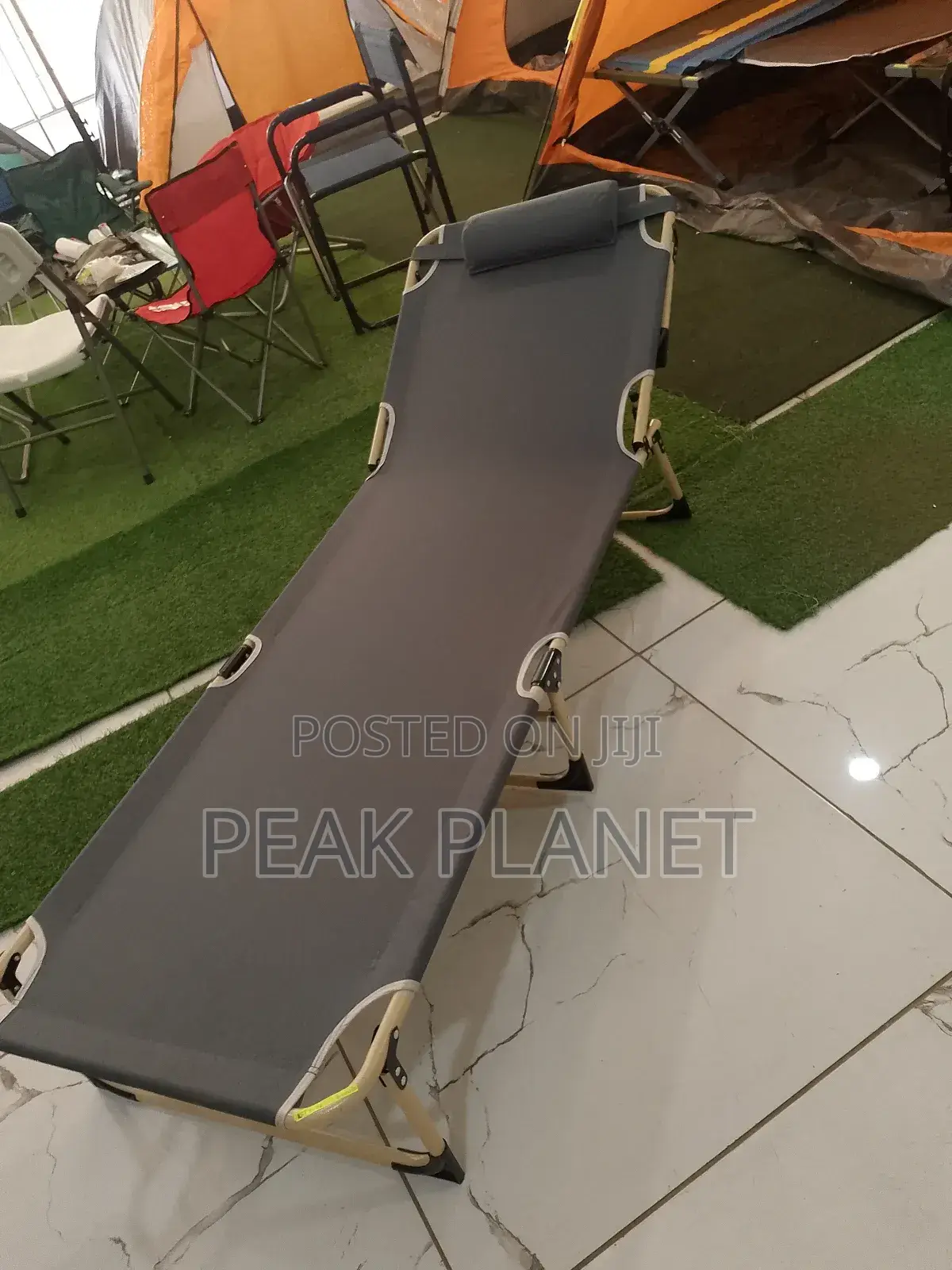 Strong Foldable Bed – Ideal for Outdoor Adventures