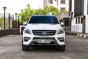 Mercedes-Benz M Class ML350 4MATIC 4dr SUV AWD (3.5L 6cyl 7A) 2014