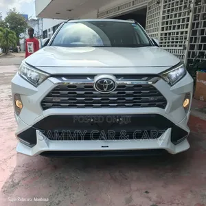 Toyota RAV4 2020 White