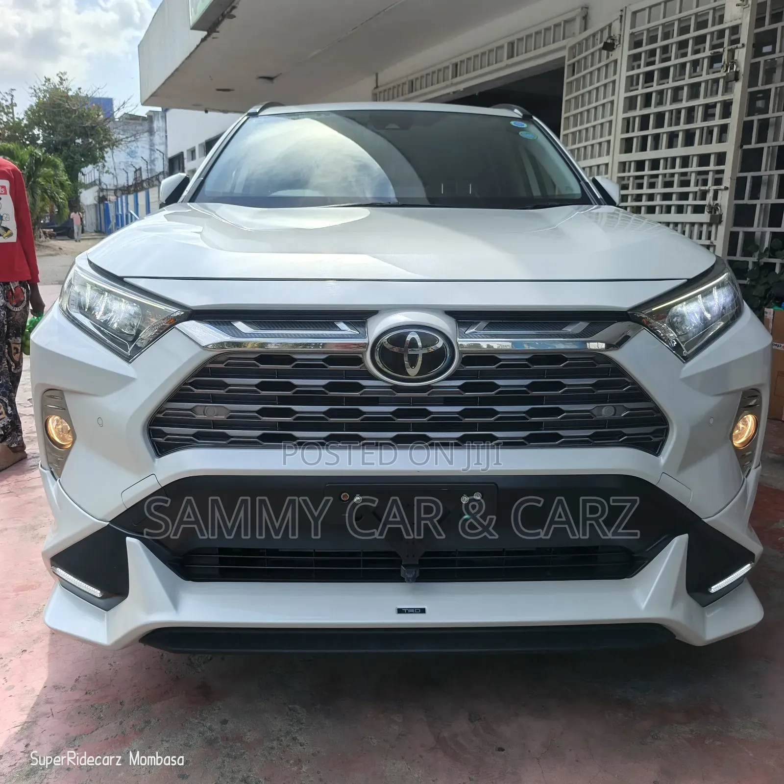 Toyota RAV4 2020 White