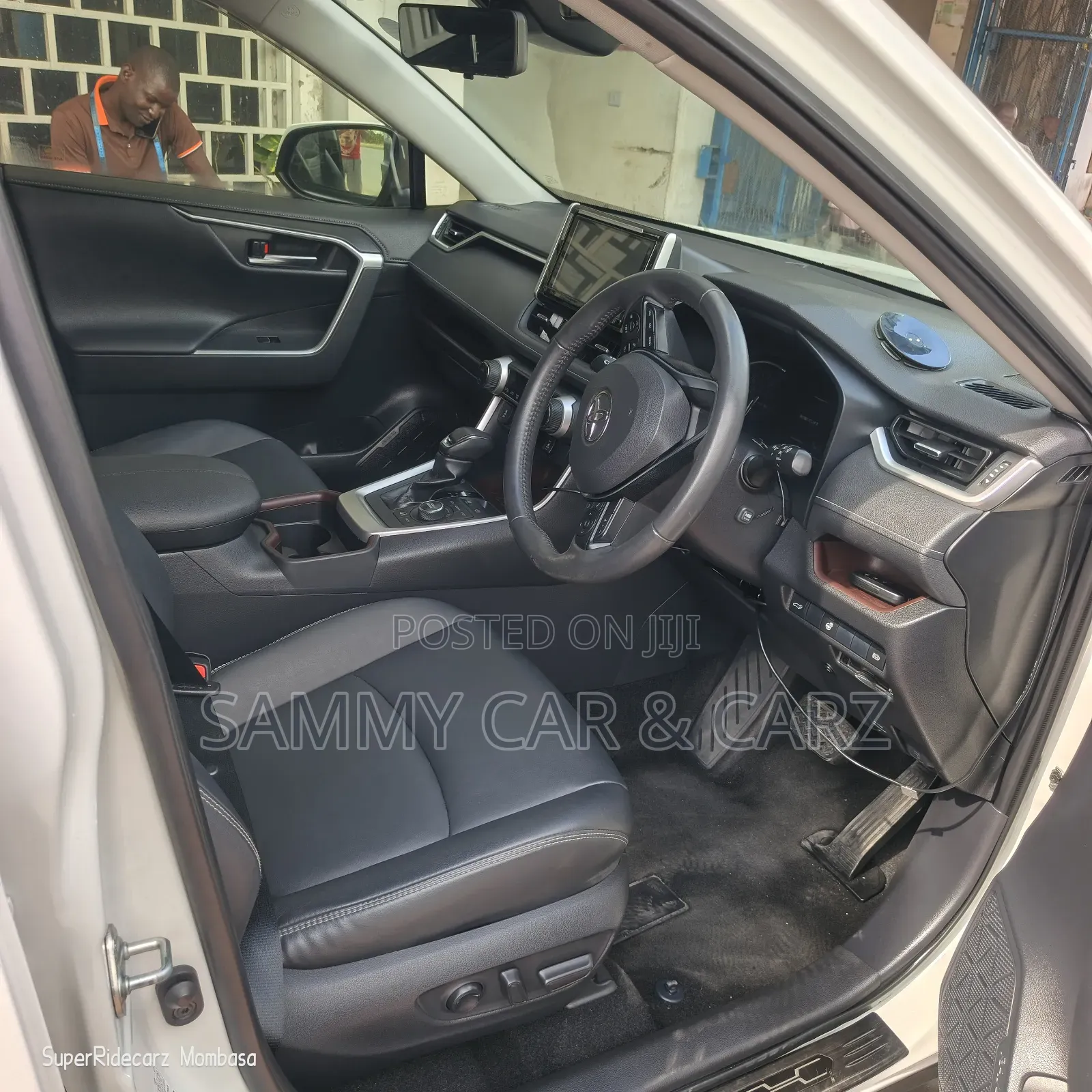 Toyota RAV4 2020 White