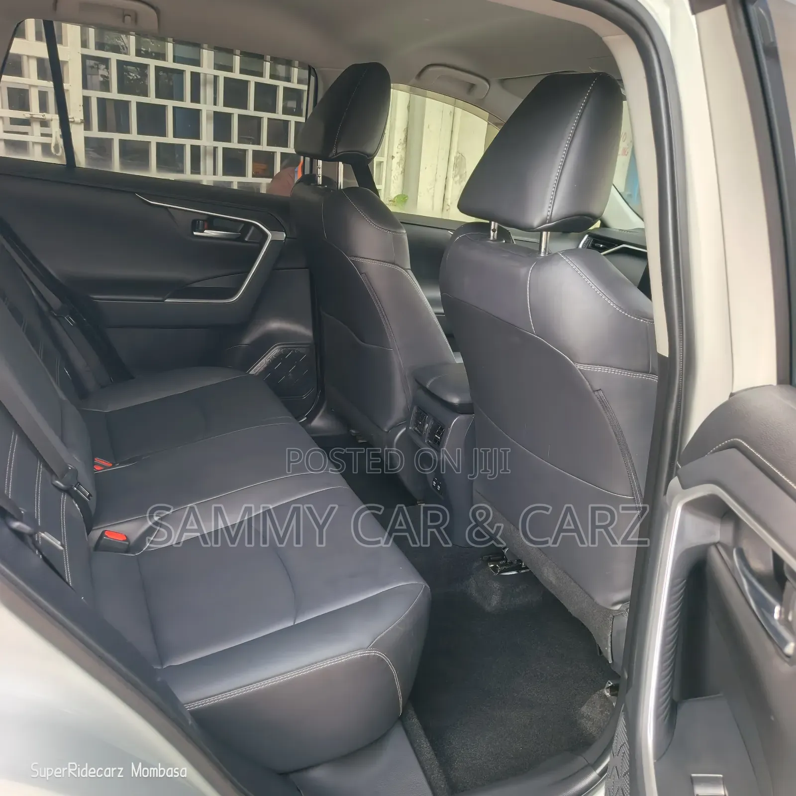 Toyota RAV4 2020 White