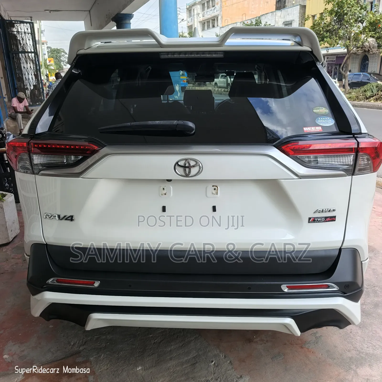 Toyota RAV4 2020 White