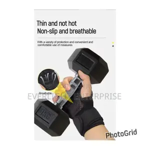 Training Sport Gloves Available