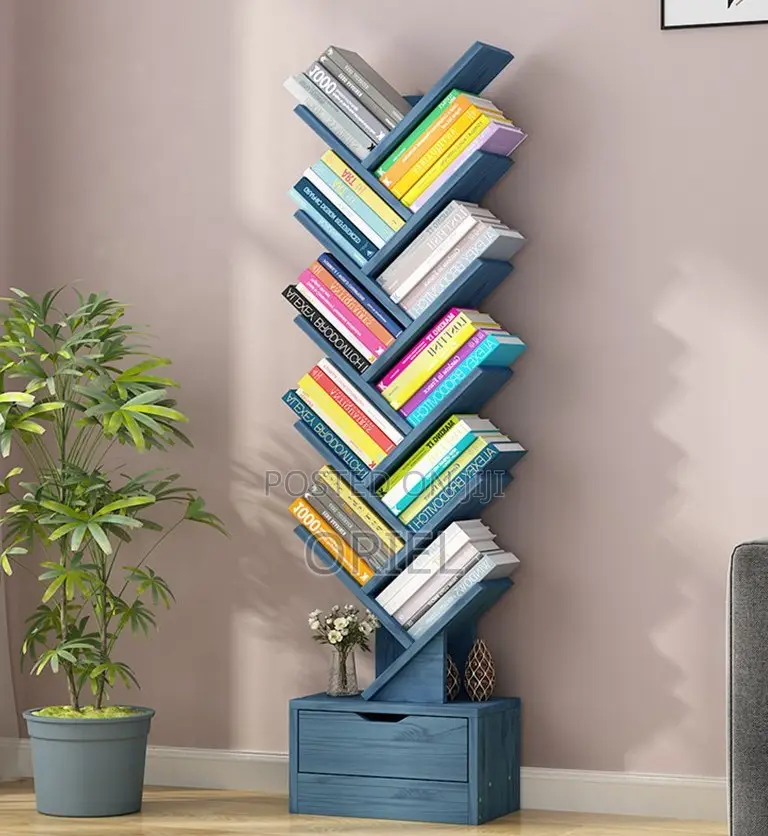 Bookshelf : Modern Tree-Shaped Bookshelf