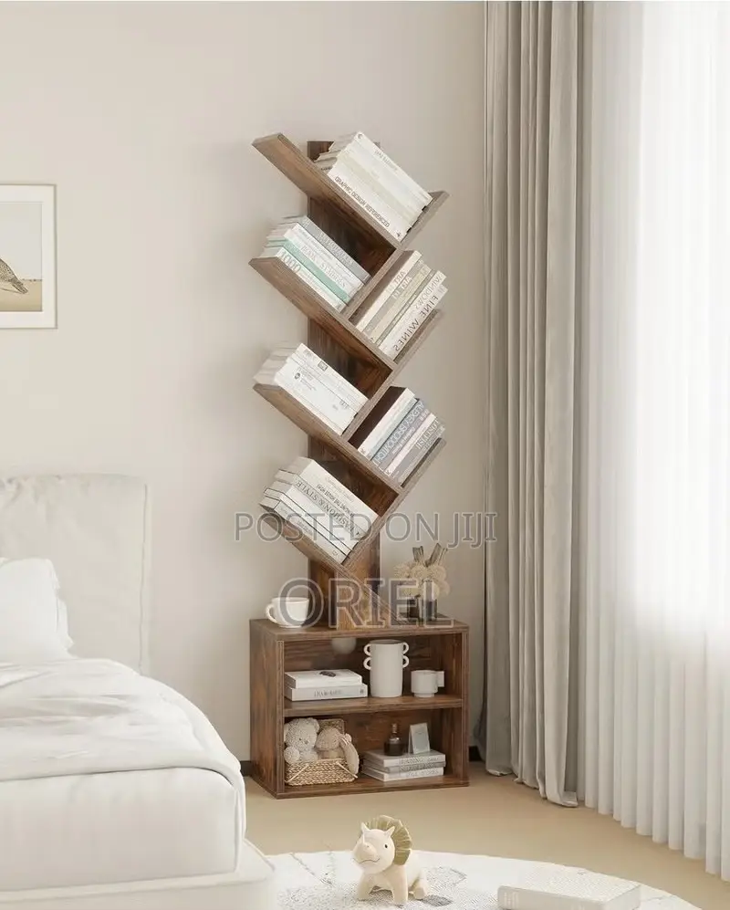 Bookshelf : Modern Tree-Shaped Bookshelf