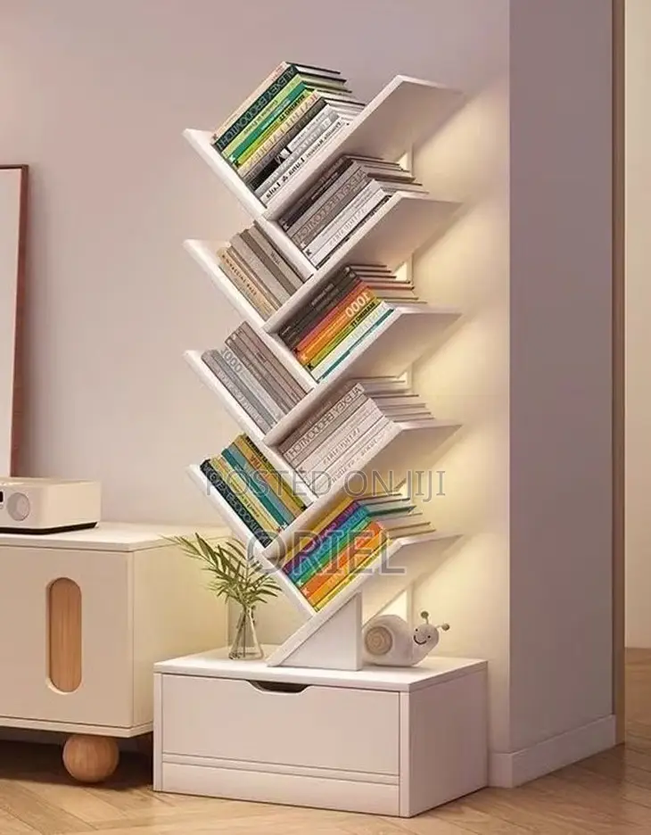 Bookshelf : Modern Tree-Shaped Bookshelf