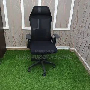 Comfortable Secretarial Work Chair