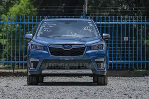 Subaru Forester Premium AWD 2019 Blue