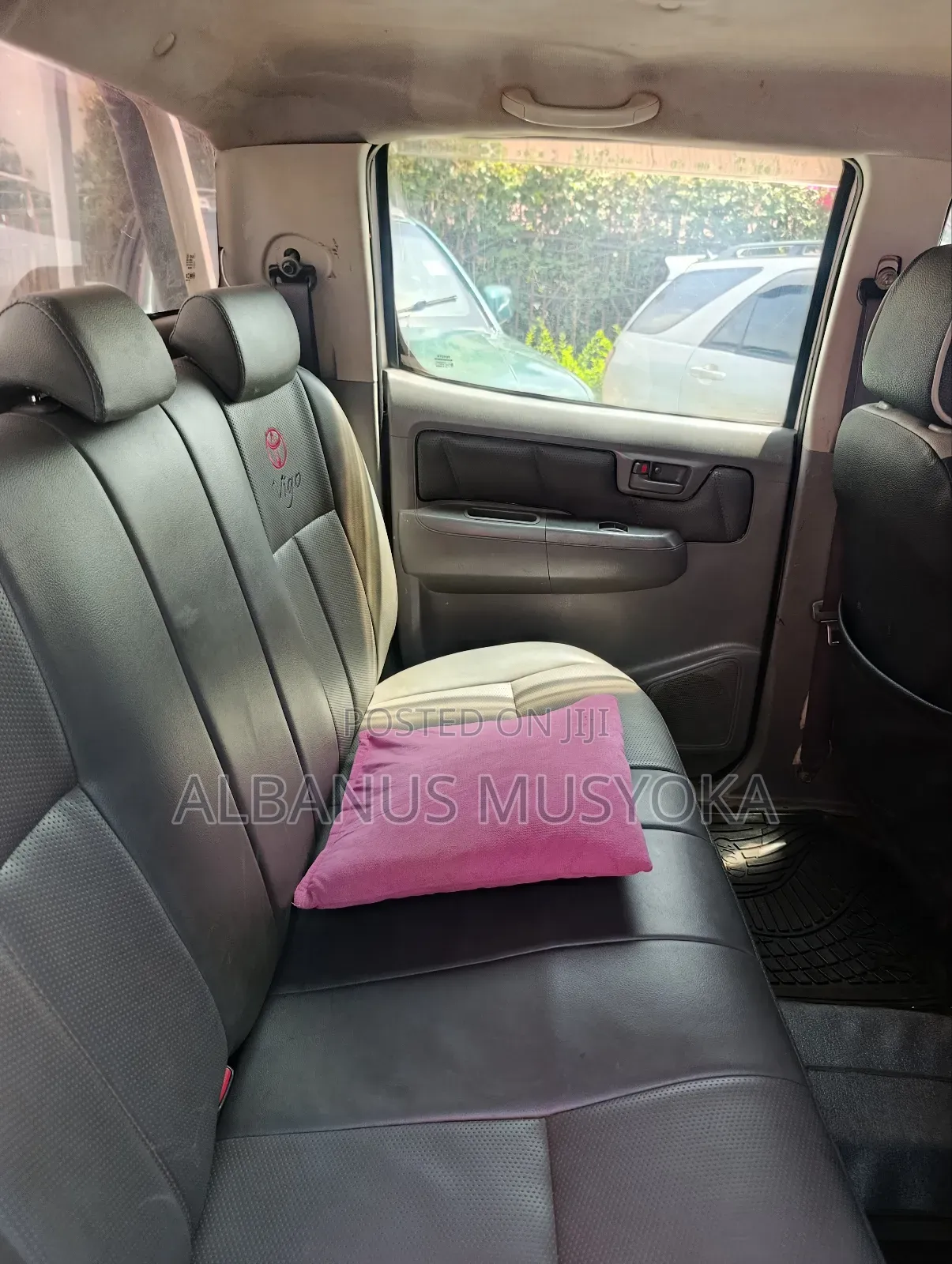 Toyota Hilux 2006 White