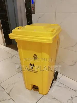 240l Plastic Dustbin – Strong Long Lasting
