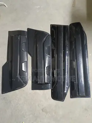 Ford Ranger Original Door Cladding Elegant Black Finish