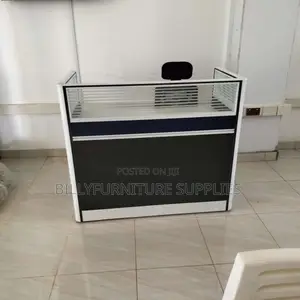 Black and White Single Workstation