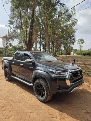 Toyota Hilux Revo Double Cab Deisel 2.4 RWD 2020 Black