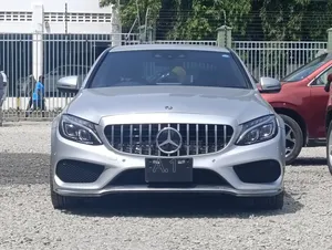 Mercedes-Benz C220 Classic 2018 Silver