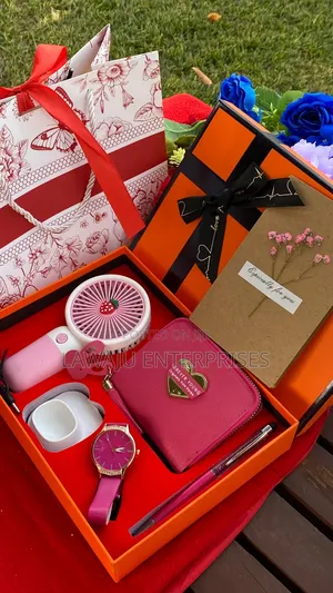 Ladies Valentine's Gift Set