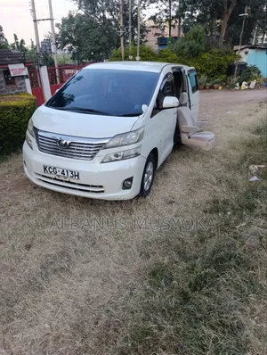 Toyota Alphard 2009 White